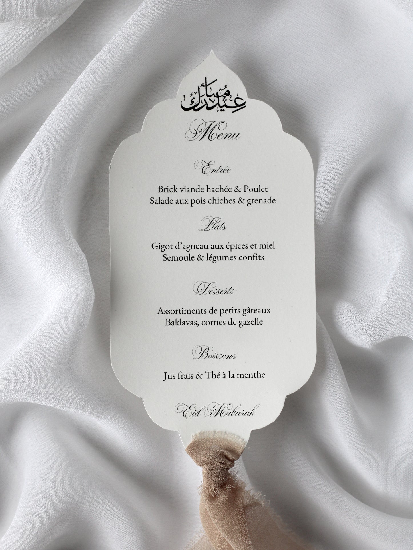Menu personnalisé Collection EID en forme découpée Die Cut avec design oriental, calligraphie arabe et finition ruban.