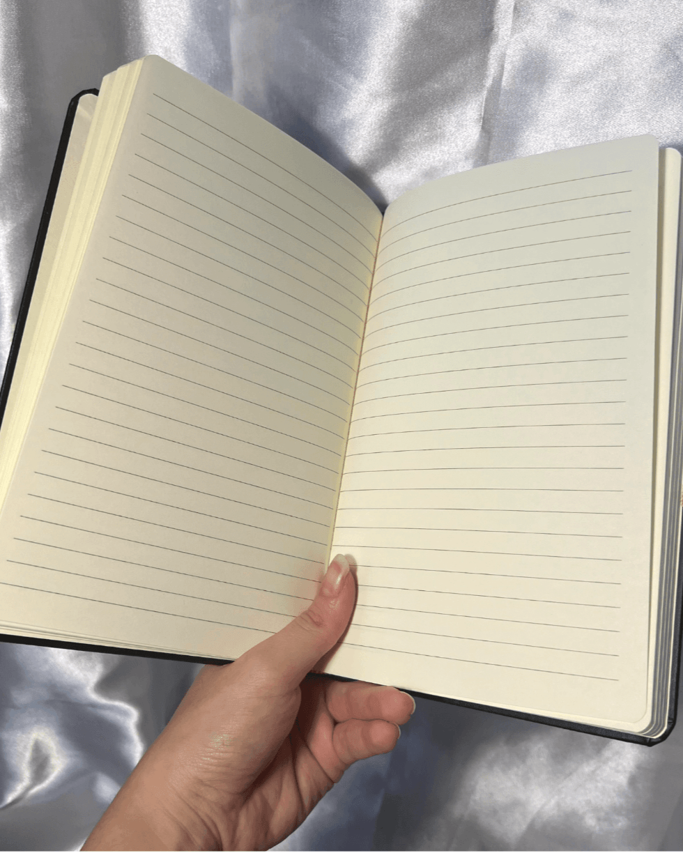 Carnet personnalisé Noir - Prénom doré à la main